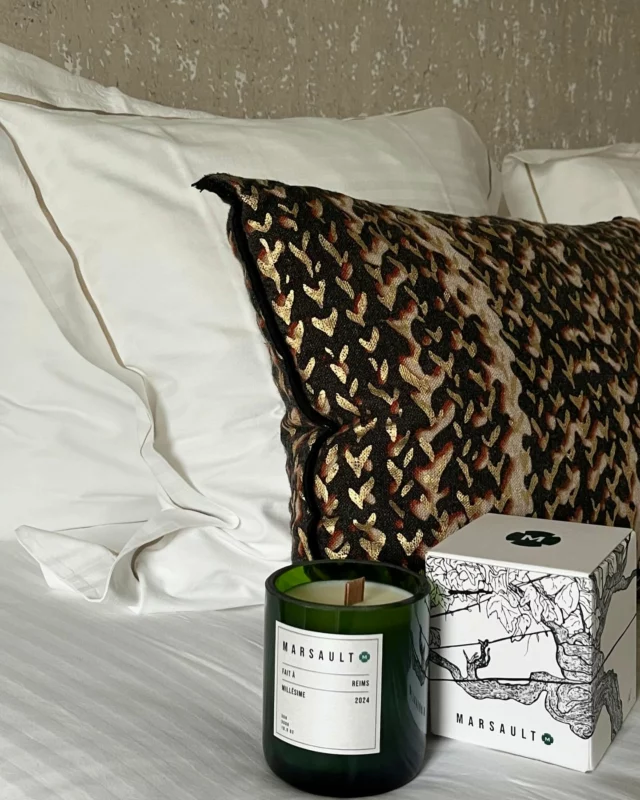Une attention délicate pour la Fête des Mères ?💗
Soins, senteurs.. découvrez notre sélection raffinée à retrouver directement dans la boutique de l’hôtel.